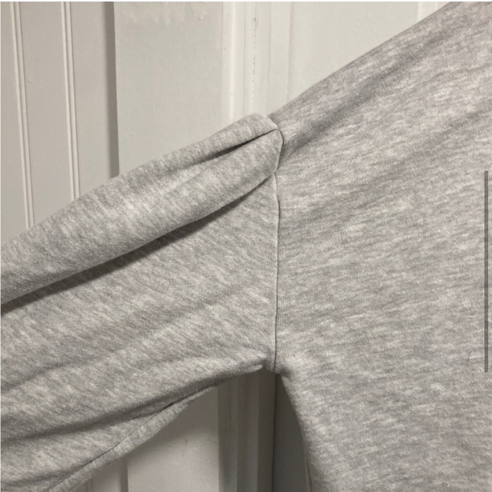 Universal Thread Sweatshirt - Picture 3 of 10